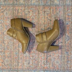Heeled Booties w/Buckle Straps